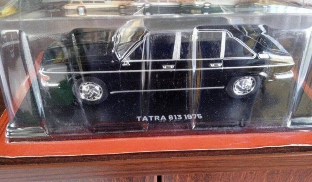 Tatra 613 "roman soros" kisauto modell 1/24 Elad