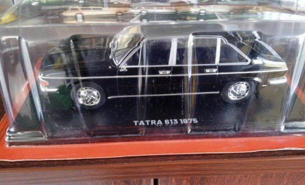 Tatra 613 "roman soros" kisauto modell 1/24 Elad