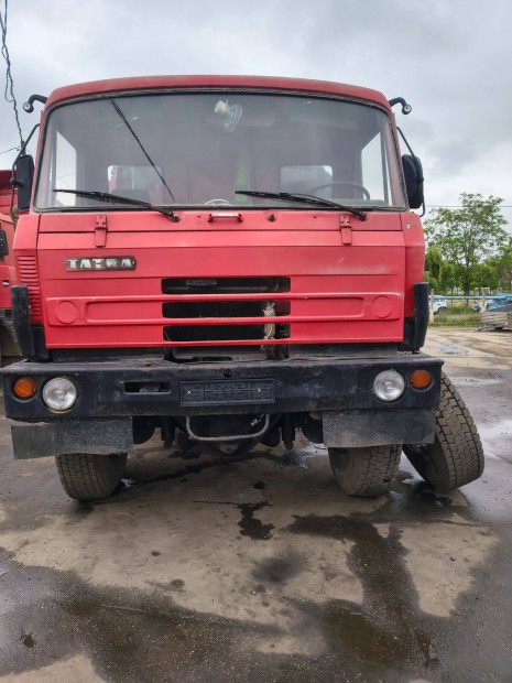 Tatra 815 billencs