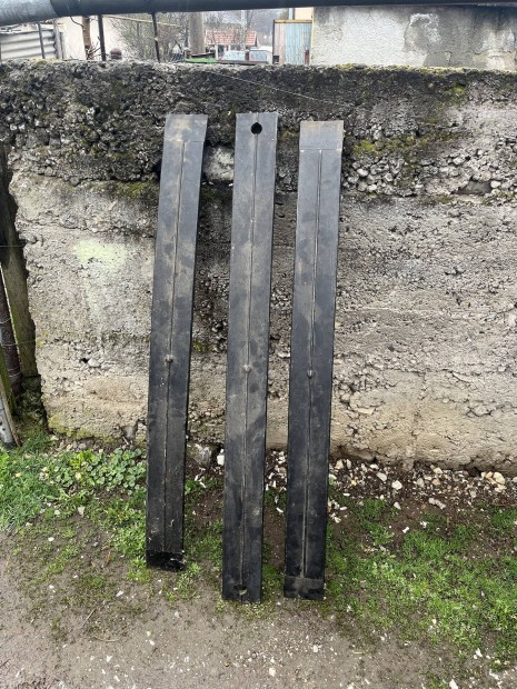 T�tra 815 lapr�g� 