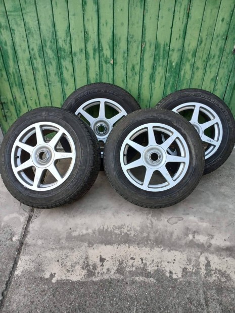Taurus 205/65 R16 C 107/105 101 nyri gumik