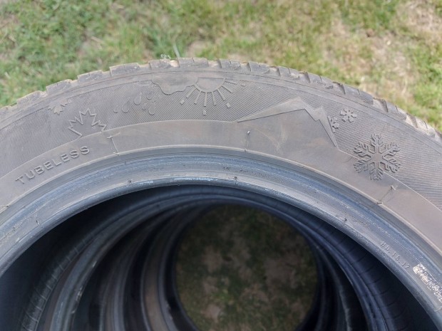 Taurus 4 vszzakos gumi 205/55 R16