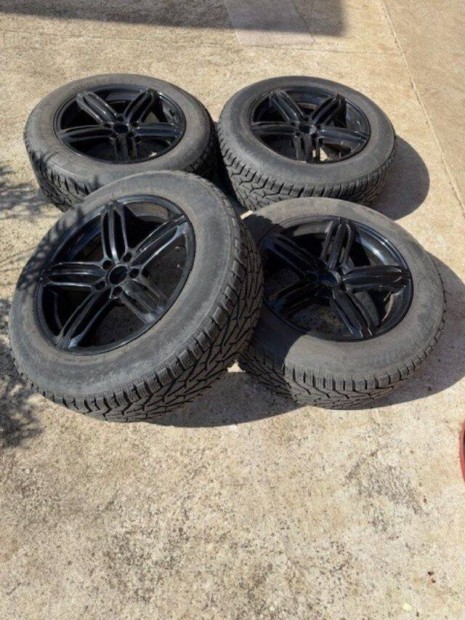 Taurus SUV Winter 235/60 R18 Téli Gumi + Felni eladó