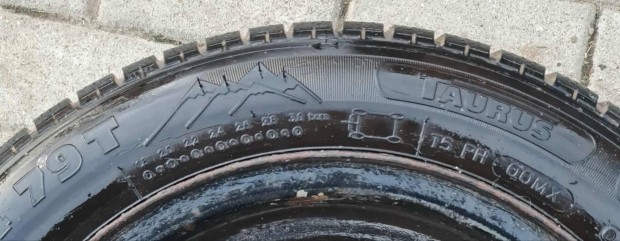 Taurus Winter 601165/65 R14 tligumi garnitra elad