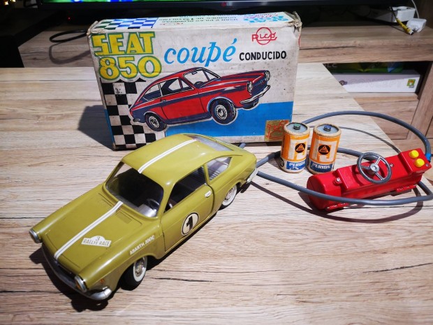 Tvirnyts Fiat (Seat) 850 Coup makett modell! Szp, mkd! 