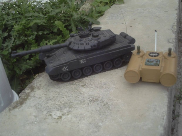 Tvirnyts tank elad