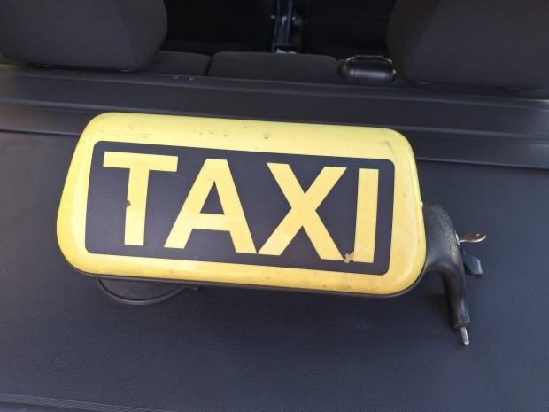 Taxi szabadjelz elad