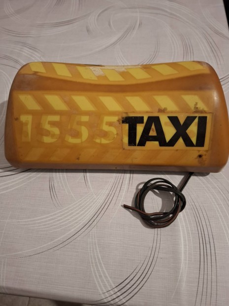 Taxis szabadjelz.