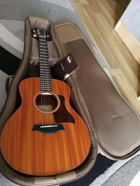 Taylor GS Mini akusztikus gitr