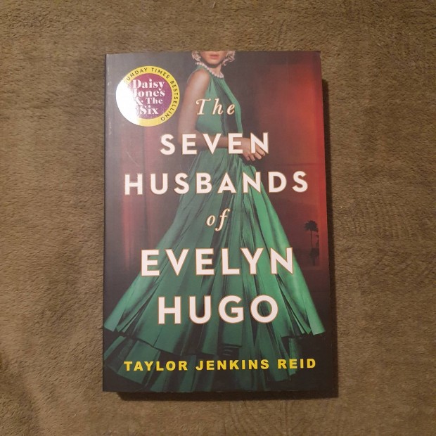 Taylor Jenkins Reid: The Seven Husbands of Evelyn Hugo knyv