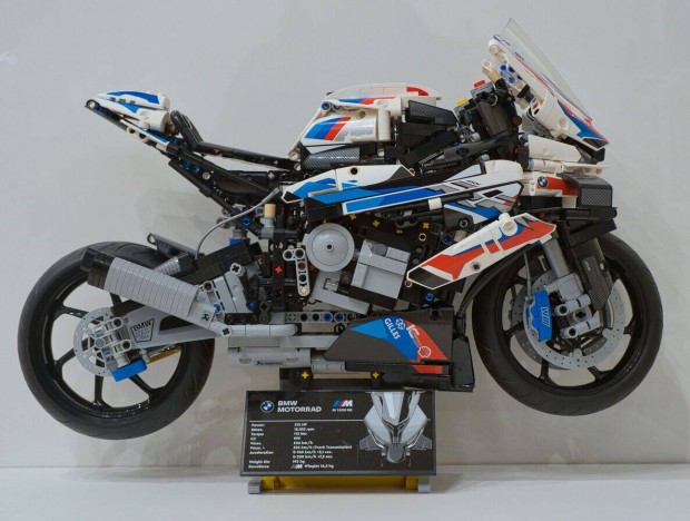 Technic 42130 BMW M 1000 RR motor 1920db lego j