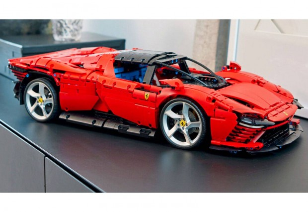 Technic 42143 Ferrari Daytona SP3 sportaut 3778db Bontatlan j