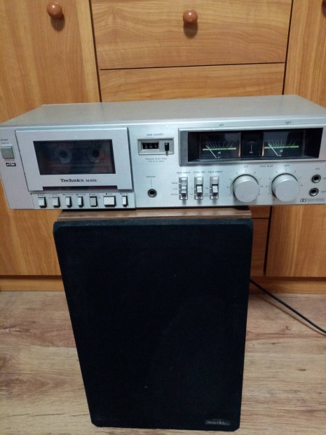 Technics M205