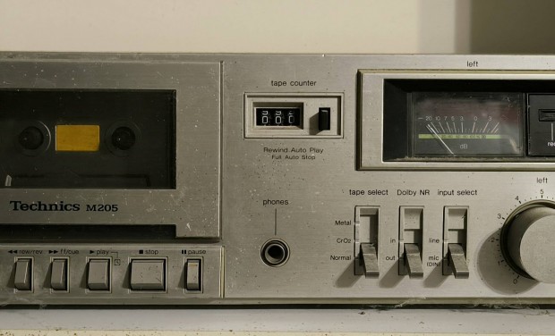 Technics M205