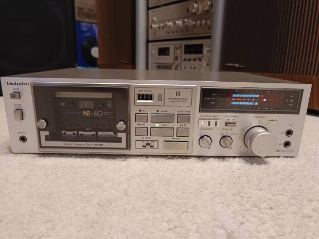 Technics M230 Deck