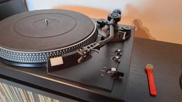 Technics SL-2000 lemezjtsz