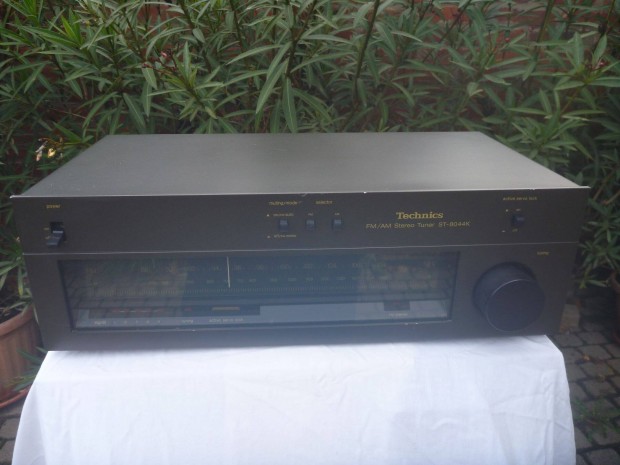 Technics ST-8044K vintage tuner