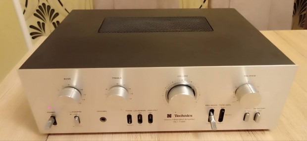 Technics SU-7100 