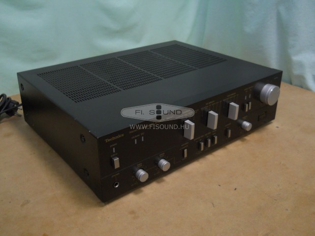 Technics SU-V7 ,2x120W,4-16 ohm,4 hangfalas sztereo erősítő
