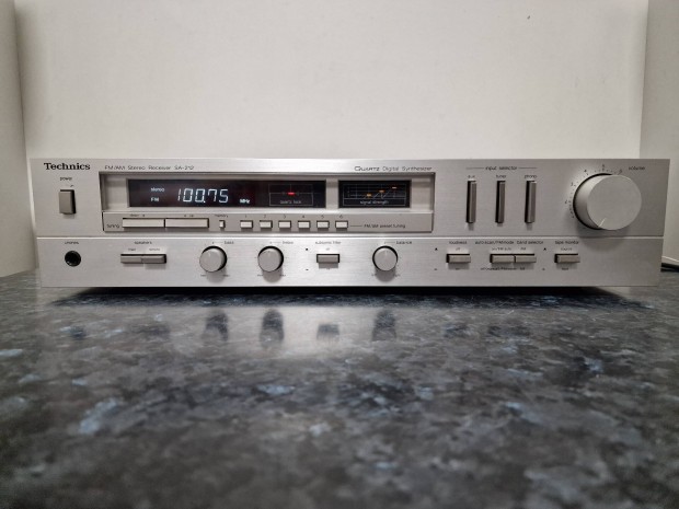 Technics Sa-212 stereo rdis erst 