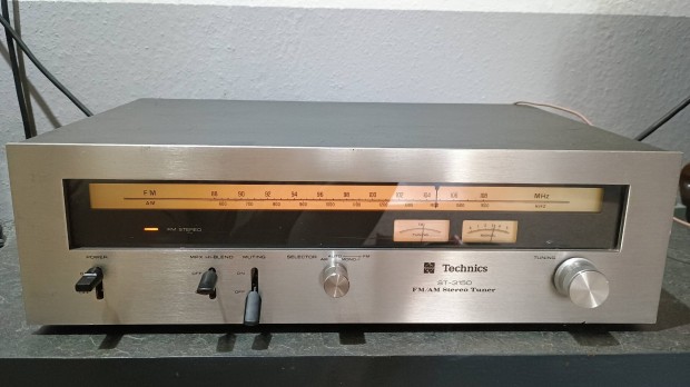 Technics St-3150 tuner feljtva