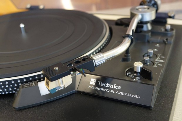 Technics bakelitlejtsz sl 23