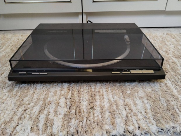 Technics felső-kategóriás lemez lejátszó hibásan
