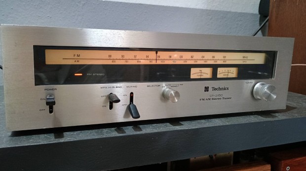 Technics st-3150 tuner feljtva