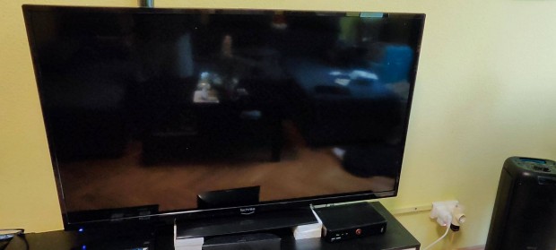 Technika 127 cm FHD TV