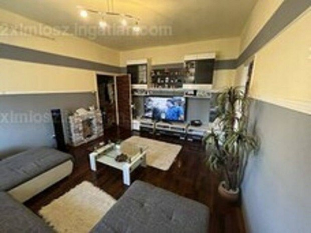 Technikum v�rosr�szben 2 szob�s t�gla lak�s elad�