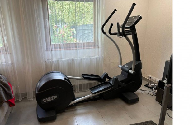 Technogym Eliptikus trner elad