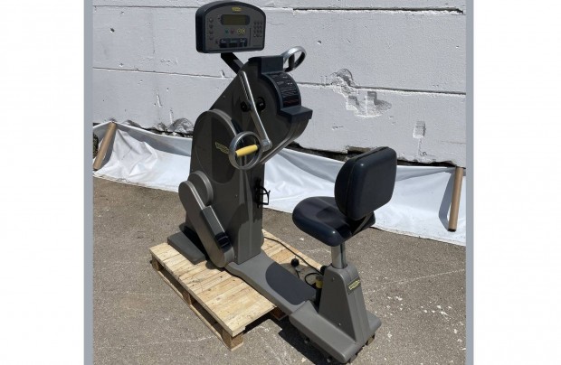 Technogym XT Pro 600 TOP Felsőtest Erősítő Gép, Kézi Kerékpár