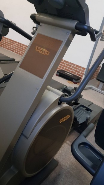 Technogym XT elliptikus trner, sfut 