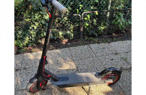 Techsend Electric Scooter Cyber A Pro - fekete elektromos roller