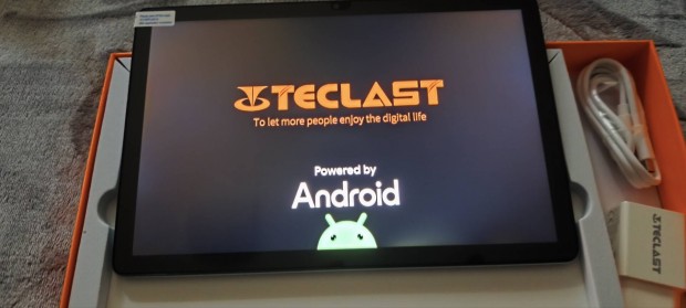 Teclast M50 10'1 GPS -es tablet.