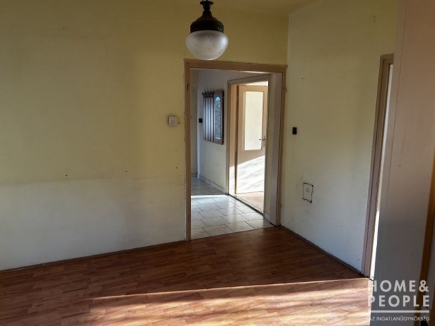 T�gla h�z ! - Deszk