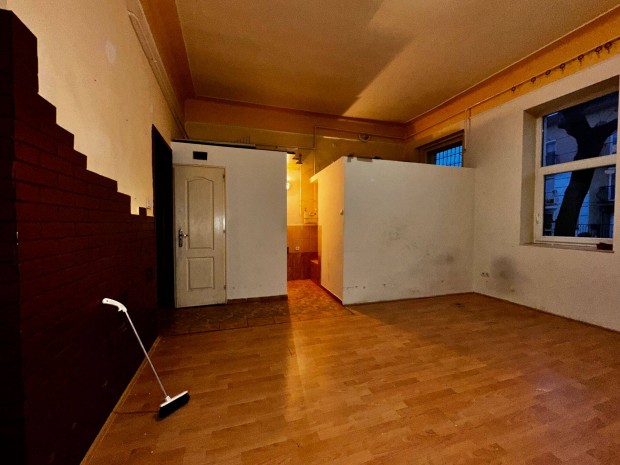 T�gla lak�s, Budapest XIV. Als�r�kos, F�r�sz utca