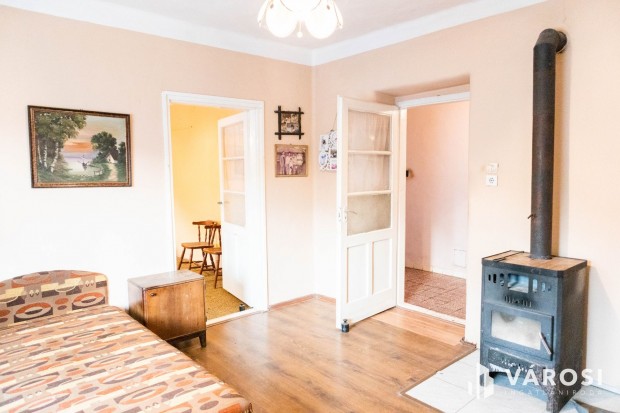 T�gla�p�t�s� Csal�di H�z S�ndorfalv�n