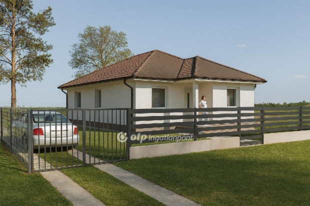 T�gl�si elad� 94 nm-es h�z