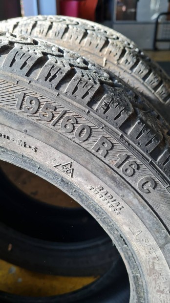 Teheraut  195/60 r16 tli gumi 2 db 