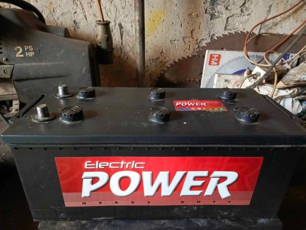 Teheraut akkumultor 12v/180Ah