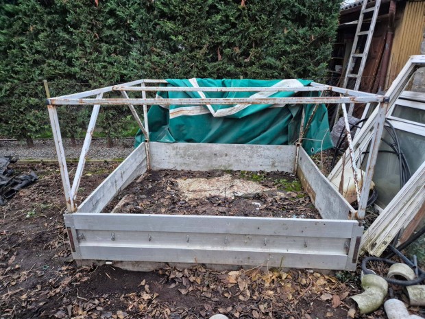 Teherautra alu plat ponyvval (felptmny)