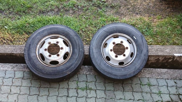 Tehergumi 235/75R 17,5