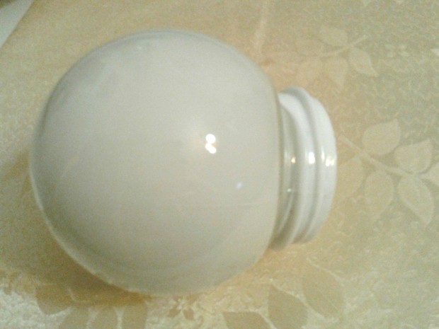 Tejüveg kis lámpabúra 62 mm foglalat átmérő 10 cm-es búra Leáraztam!!