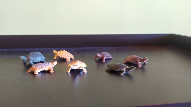 Tekn�s �llatfigur�k