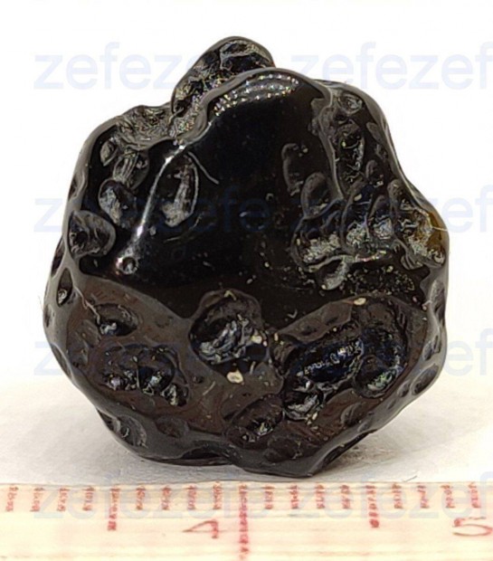 Tektit Meteorit - 4,0 gramm / 20,0 kart (609.)