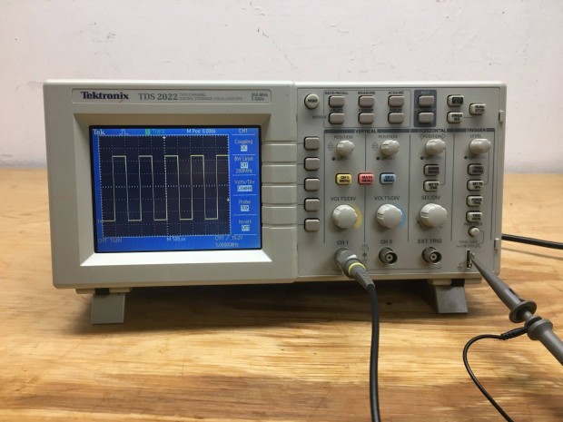 Tektronix TDS2022 TDS 2022 digitlis trols oszcilloszkp