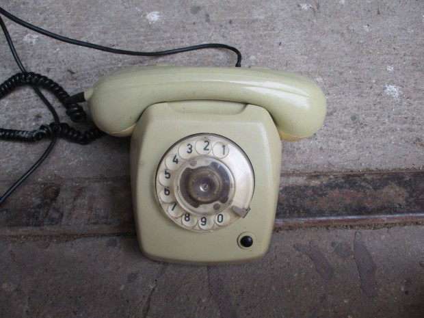 Telefon ( vezetkes )