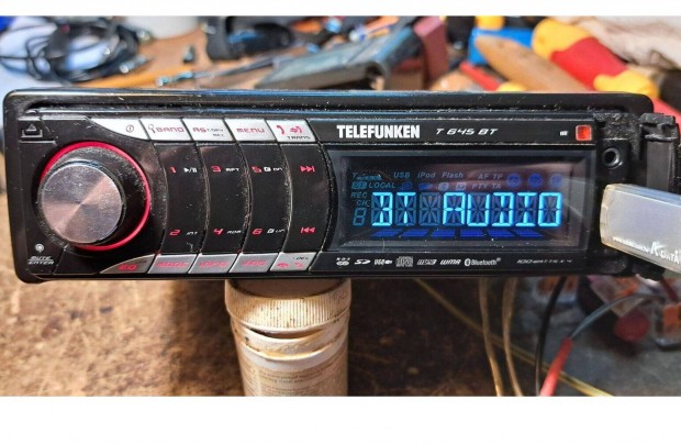 Telefunken T64S BT, CD,AUX,USB,SD,BT ,autrdi