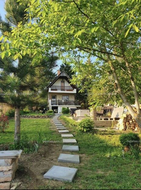 Telek+H�z, Sopron, Feh�r �t 